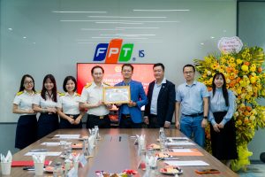 FPT IS – Tập đoàn FPT được Cục Thuế, Bộ Tài chính tặng giấy khen người nộp thuế thực hiện tốt pháp luật về thuế